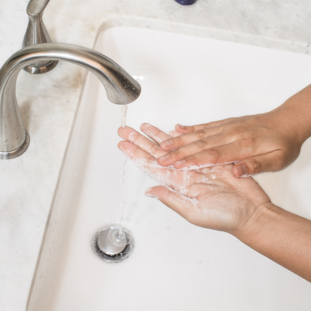 Choosing The Right Soaps & Cleansers To Control Acne